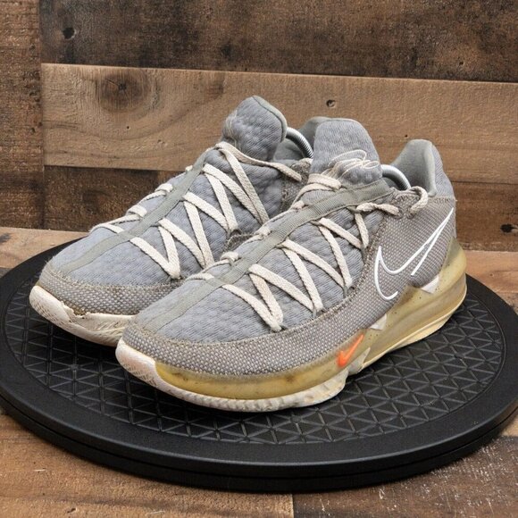 NIKE LEBRON 17 LOW PARTICLE GREY MENS ATHLETIC SHOES BASKETBALL RETRO SIZE 11 - Picture 1 of 9